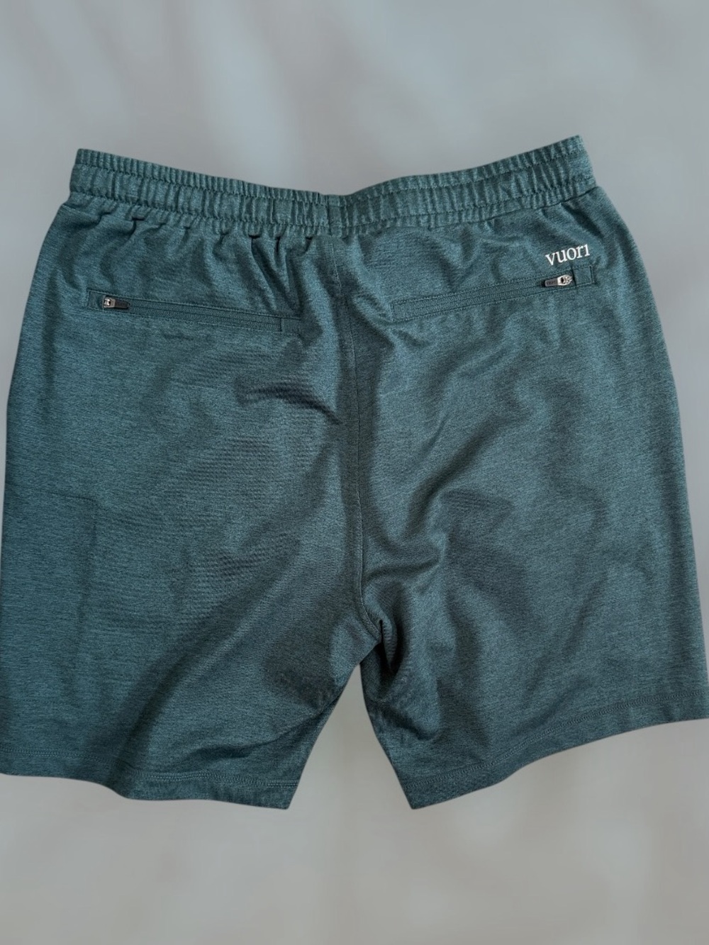 Vuori Men's Sunday
Performance Shorts - Picture 2 of 2